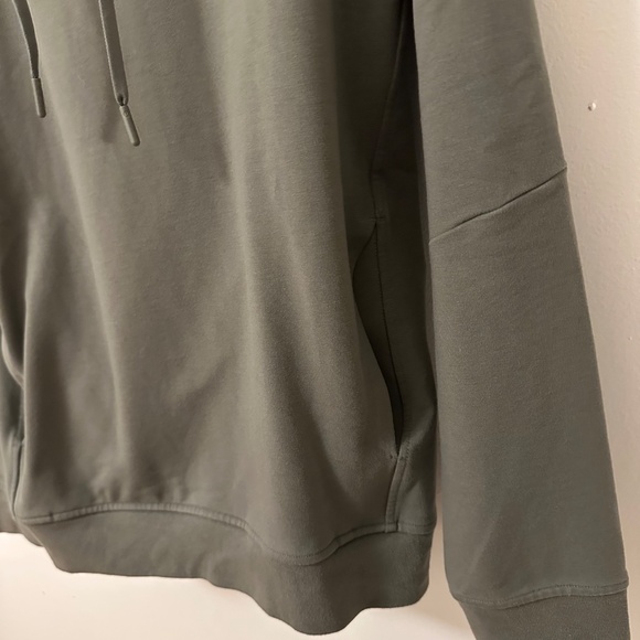 Lululemon Scuba Pullover Hoodie Sweatshirt in Rosemary Green | Size Small - Picture 6 of 11